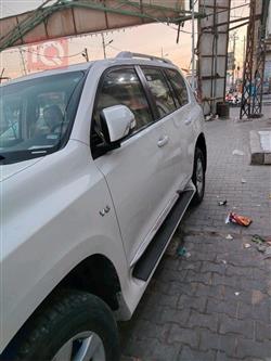 تۆیۆتا لاندكروزر پرادۆ